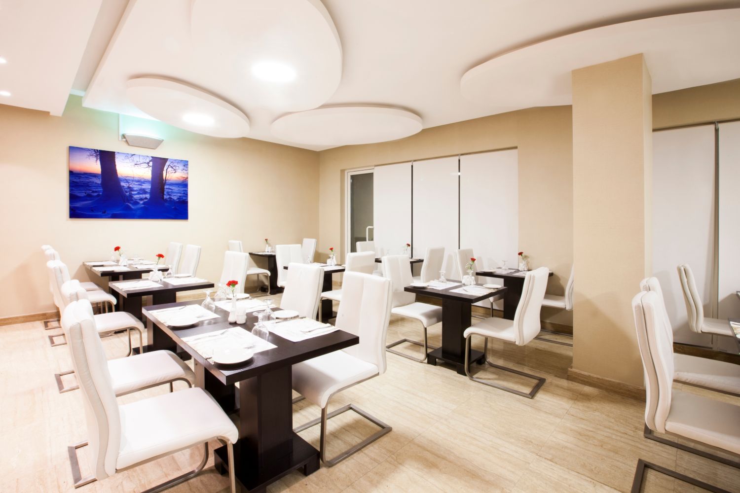 Al Sarab Hotel Restaurant